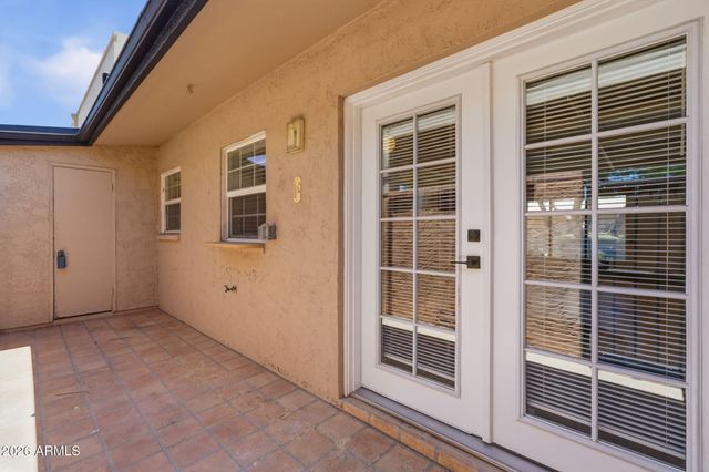 1320 E BETHANY HOME Road 52, Phoenix, AZ 85014