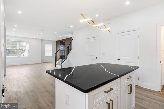 2370 RANDOLPH ST, Huntingdon Valley, PA 19006