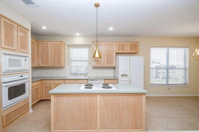 12236 S Shadow Cove Drive, Houston, TX 77082