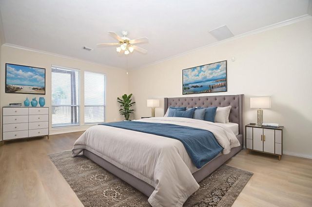 12236 S Shadow Cove Drive, Houston, TX 77082