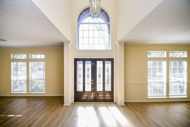 12236 S Shadow Cove Drive, Houston, TX 77082