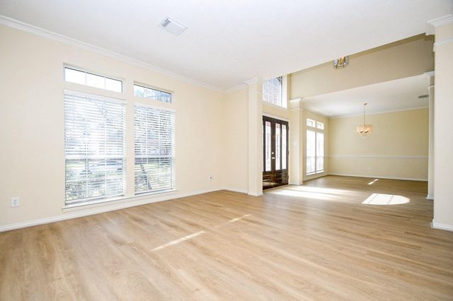 12236 S Shadow Cove Drive, Houston, TX 77082