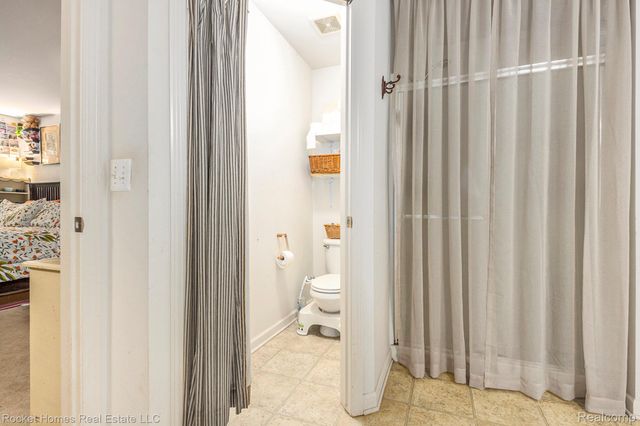 1653 Crab Apple Drive, Superior Charter Township, MI 48198