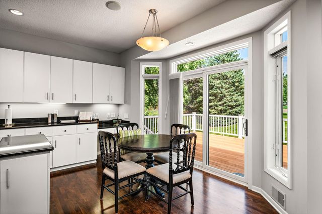 7021 Howard Lane, Eden Prairie, MN 55346