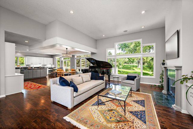 7021 Howard Lane, Eden Prairie, MN 55346