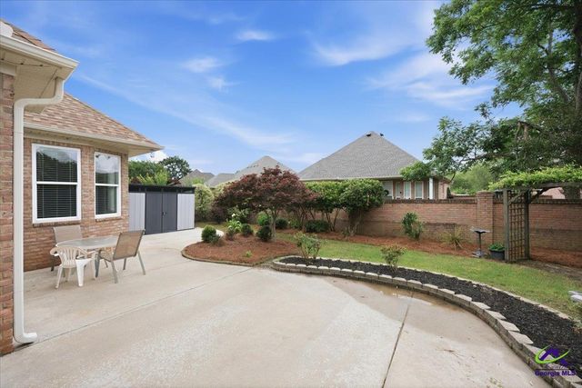 302 Blossom Lane, Centerville, GA 31028