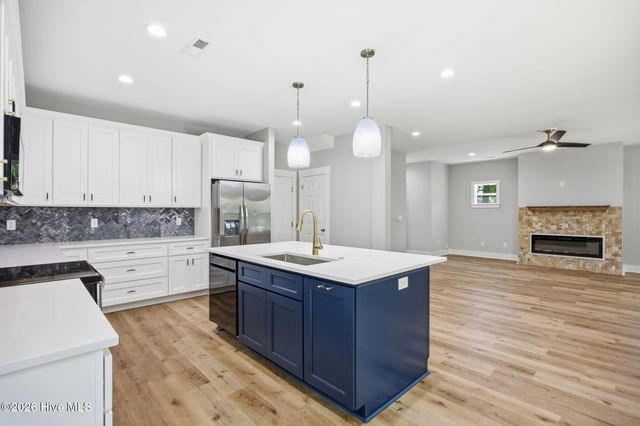 2737 Bellamy Drive SW, Supply, NC 28462