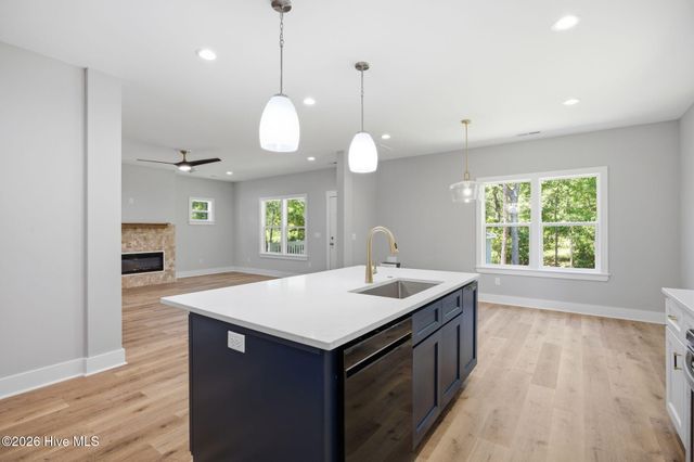 2737 Bellamy Drive SW, Supply, NC 28462