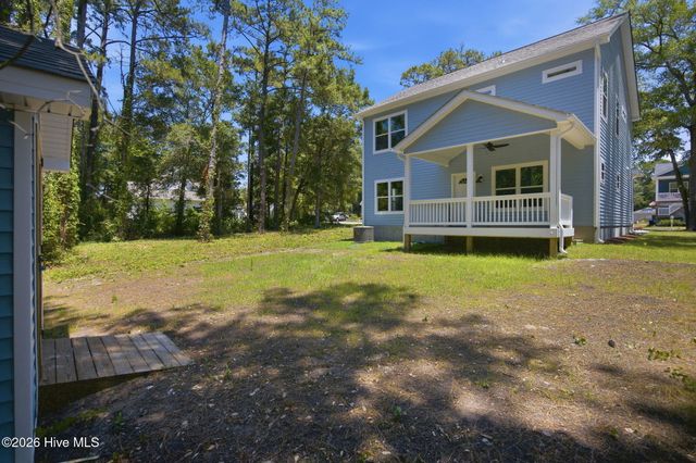 2737 Bellamy Drive SW, Supply, NC 28462