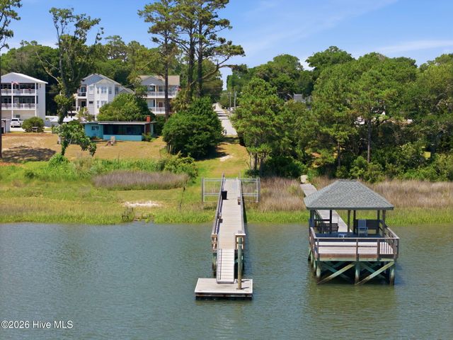 2737 Bellamy Drive SW, Supply, NC 28462
