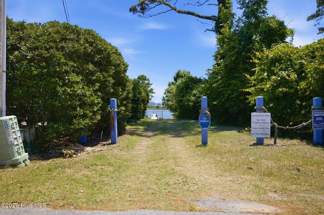 2737 Bellamy Drive SW, Supply, NC 28462
