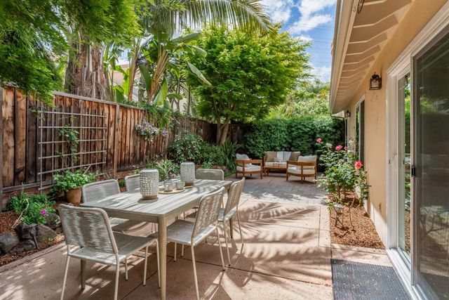 1103 Ana Privada, Mountain View, CA 94040