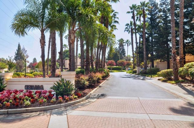 1103 Ana Privada, Mountain View, CA 94040