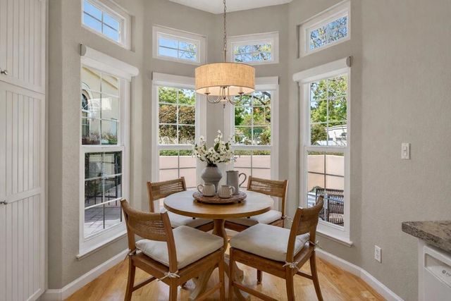 1103 Ana Privada, Mountain View, CA 94040