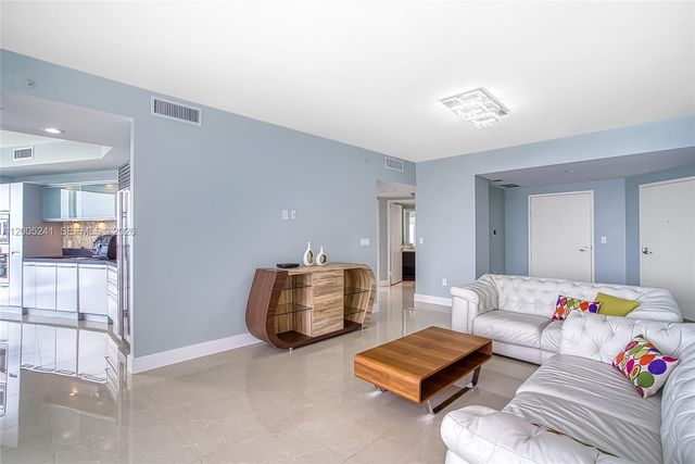 18201 Collins Avenue 1701, Sunny Isles Beach, FL 33160