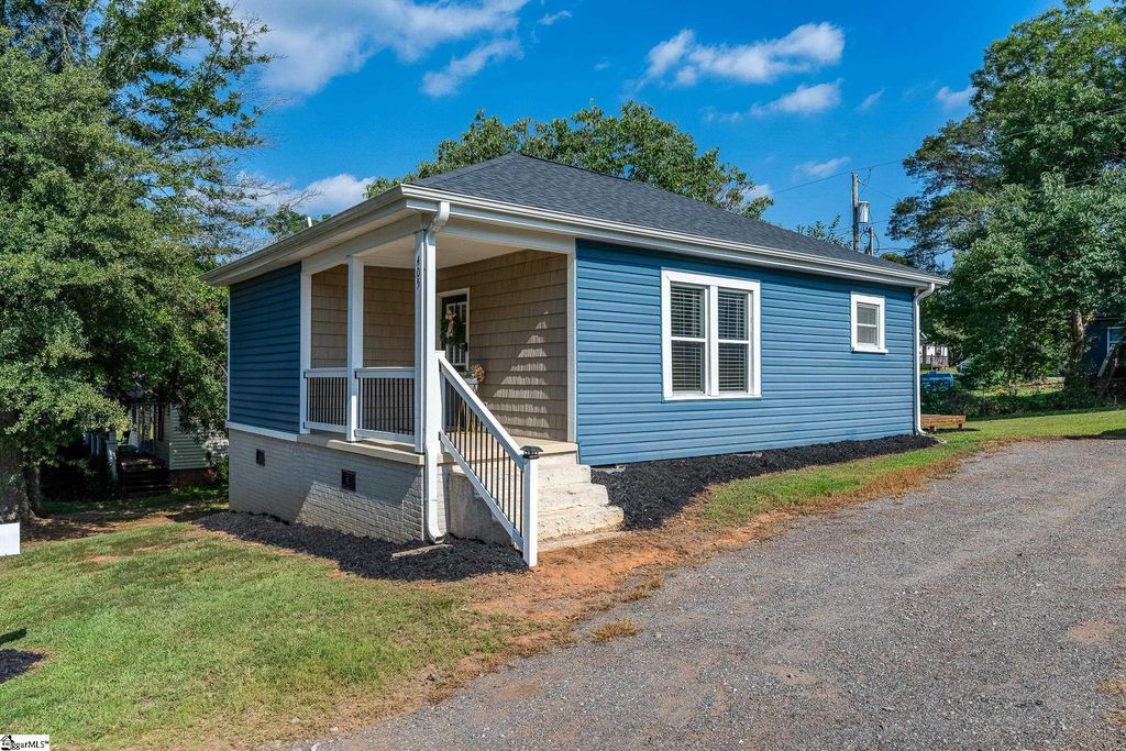 405 Hill Street, Easley, SC 29640