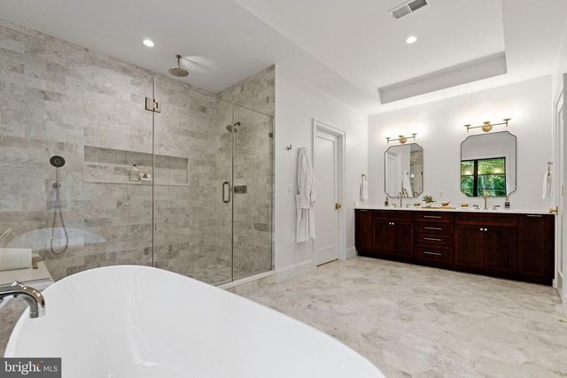 6908 CARMICHAEL AVE, Bethesda, MD 20817