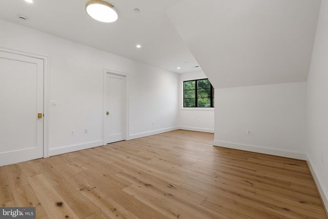 6908 CARMICHAEL AVE, Bethesda, MD 20817