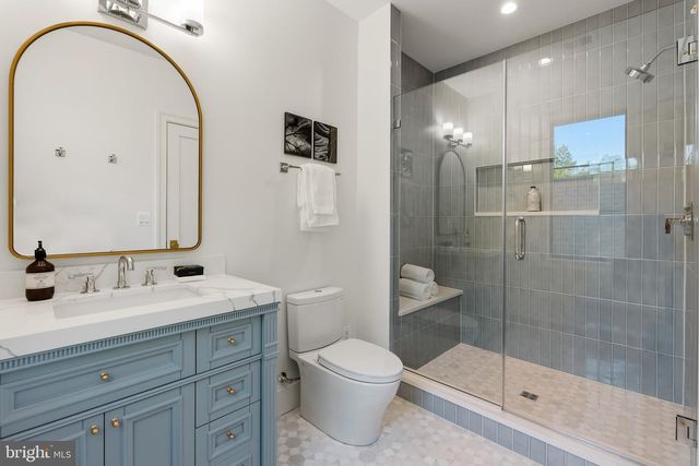 6908 CARMICHAEL AVE, Bethesda, MD 20817