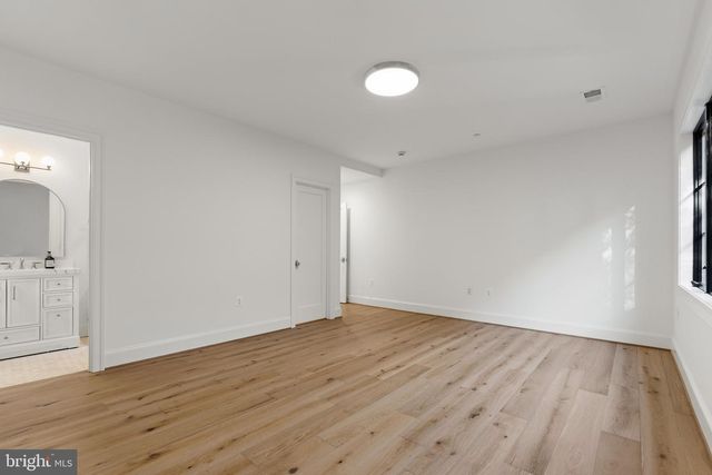 6908 CARMICHAEL AVE, Bethesda, MD 20817