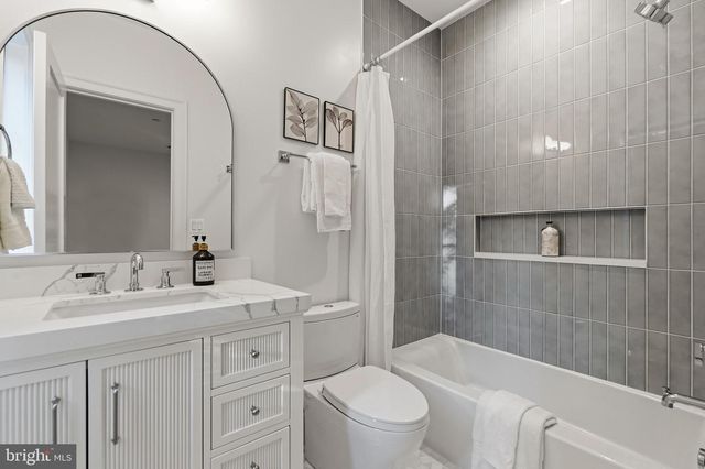 6908 CARMICHAEL AVE, Bethesda, MD 20817