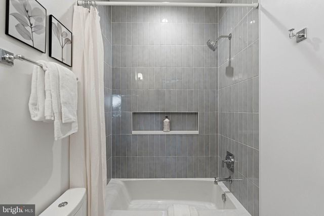 6908 CARMICHAEL AVE, Bethesda, MD 20817