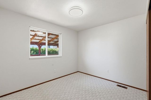 18802 E Fairview Ct, Spokane Valley, WA 99027