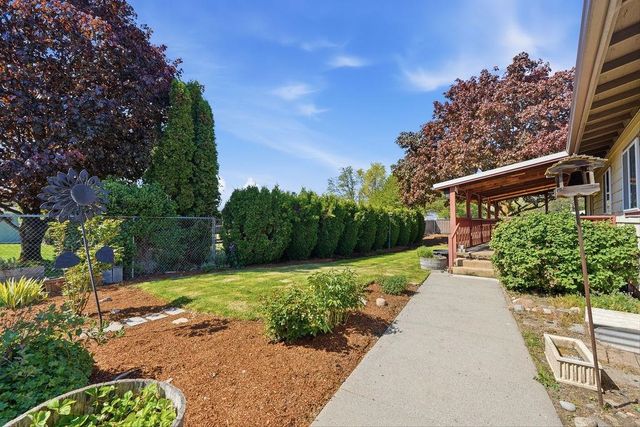 18802 E Fairview Ct, Spokane Valley, WA 99027
