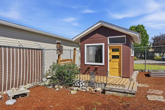18802 E Fairview Ct, Spokane Valley, WA 99027