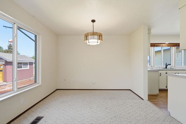 18802 E Fairview Ct, Spokane Valley, WA 99027