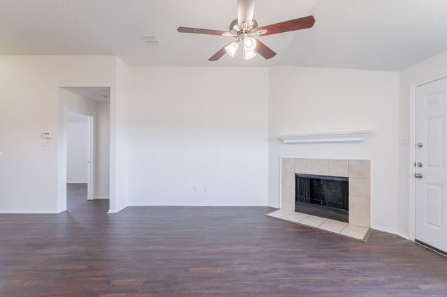 809 Sierra Circle, Burleson, TX 76028