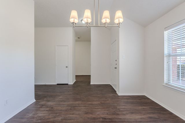 809 Sierra Circle, Burleson, TX 76028