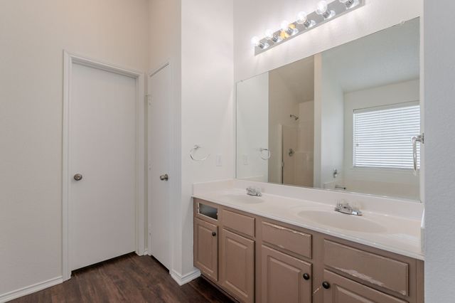 809 Sierra Circle, Burleson, TX 76028