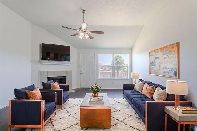 809 Sierra Circle, Burleson, TX 76028