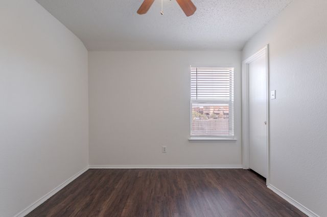 809 Sierra Circle, Burleson, TX 76028