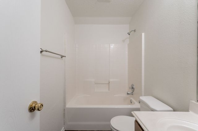 809 Sierra Circle, Burleson, TX 76028