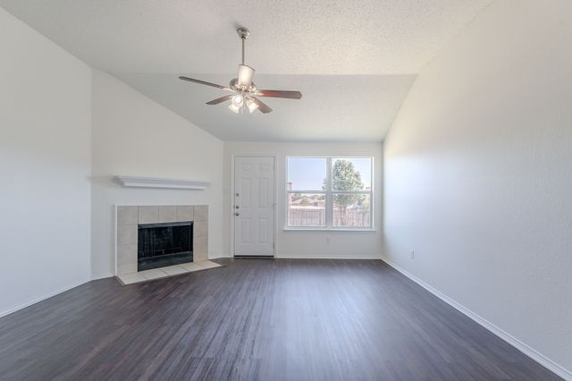 809 Sierra Circle, Burleson, TX 76028