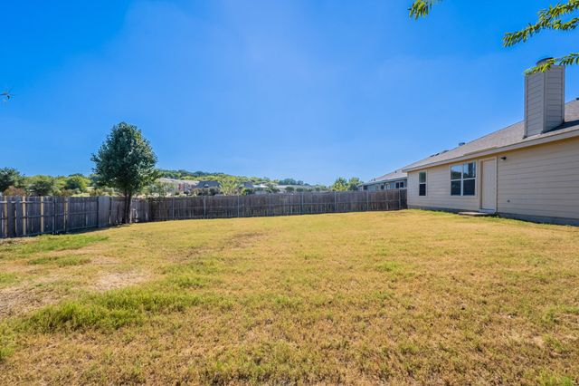 809 Sierra Circle, Burleson, TX 76028