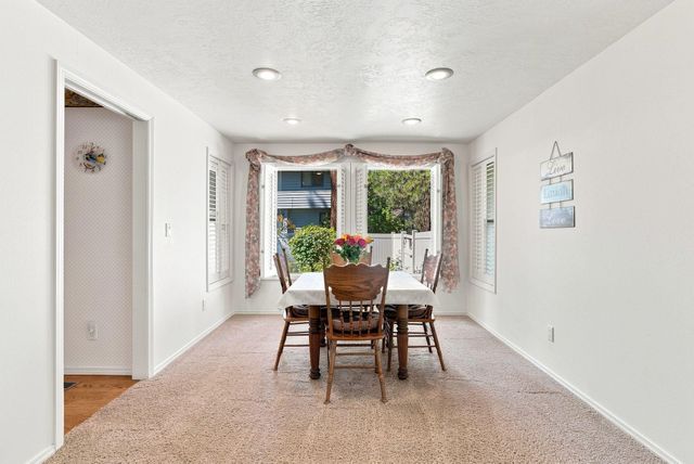 5227 W Alderwood Ave, Spokane, WA 99208