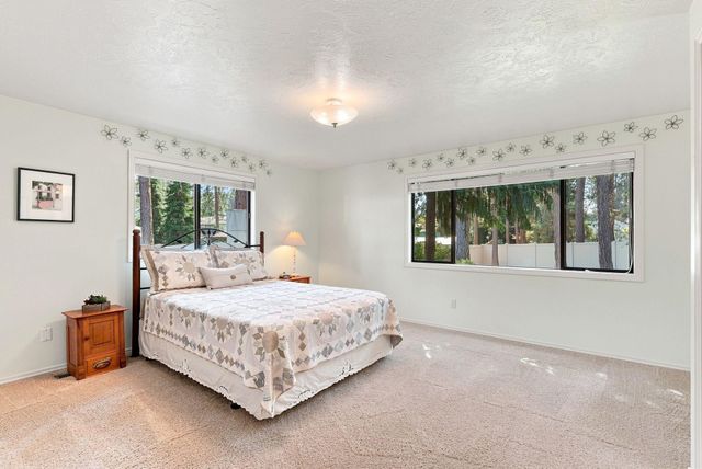 5227 W Alderwood Ave, Spokane, WA 99208
