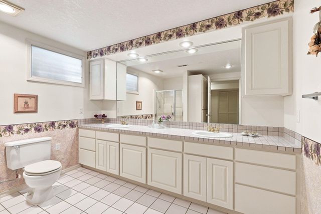 5227 W Alderwood Ave, Spokane, WA 99208