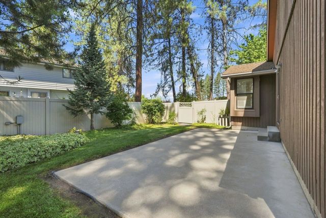 5227 W Alderwood Ave, Spokane, WA 99208