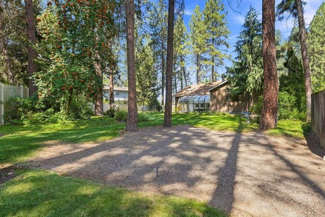 5227 W Alderwood Ave, Spokane, WA 99208