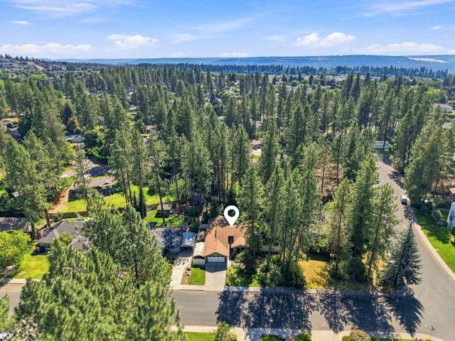 5227 W Alderwood Ave, Spokane, WA 99208
