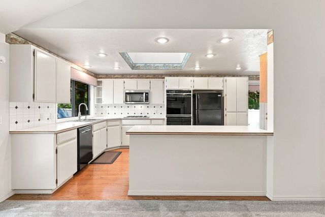 5227 W Alderwood Ave, Spokane, WA 99208