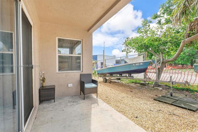 649 Latona Ave, Lake Worth, FL 33460