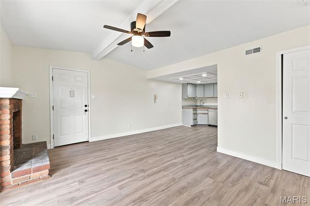 122 Samarra Estates Drive I, Fenton, MO 63026