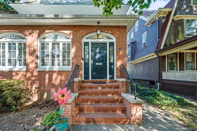 51 De Koven Court, Brooklyn, NY 11230