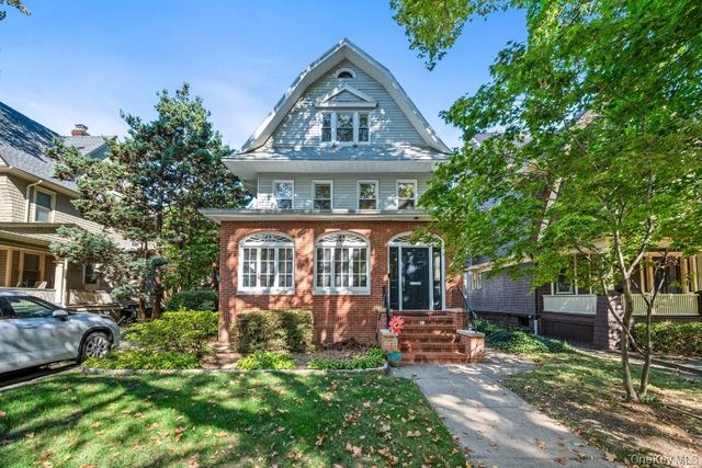 51 De Koven Court, Brooklyn, NY 11230