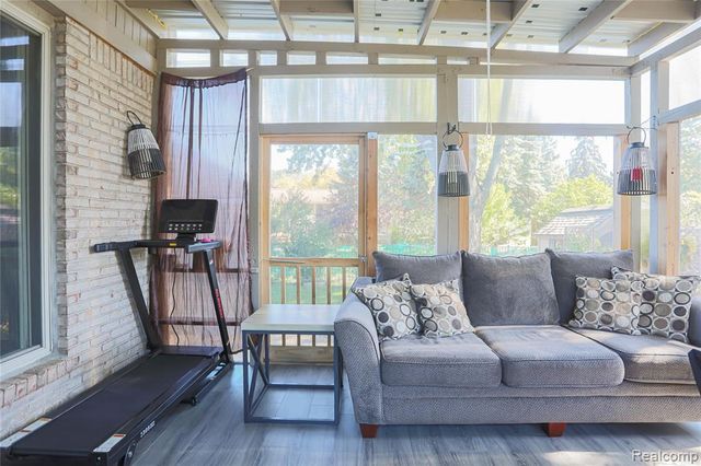 49205 Monte Road, Chesterfield, MI 48047